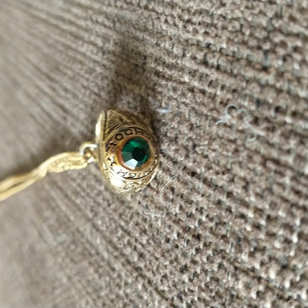 Vintage Class Ring Necklace